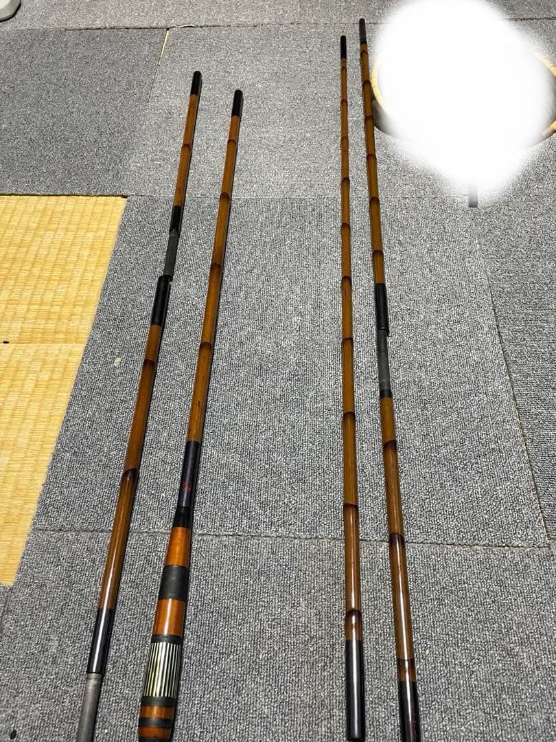 ヘラブナ竿掛けとタモの柄。