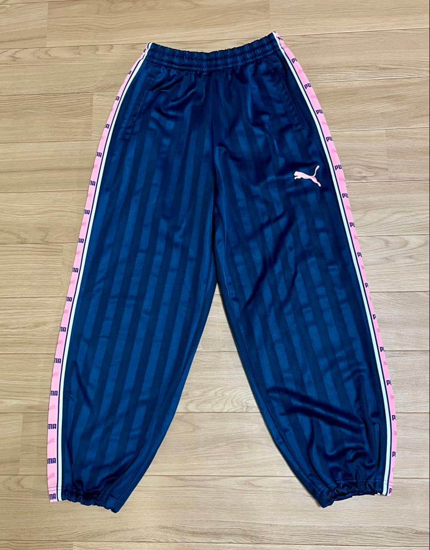 土日お値引き❗️【美品】PUMA ジャージ上下セット ネイビー/ピンク