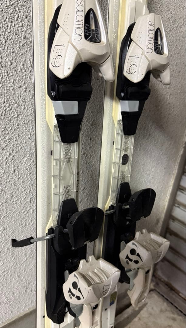 Salomon Pure White スキー 板