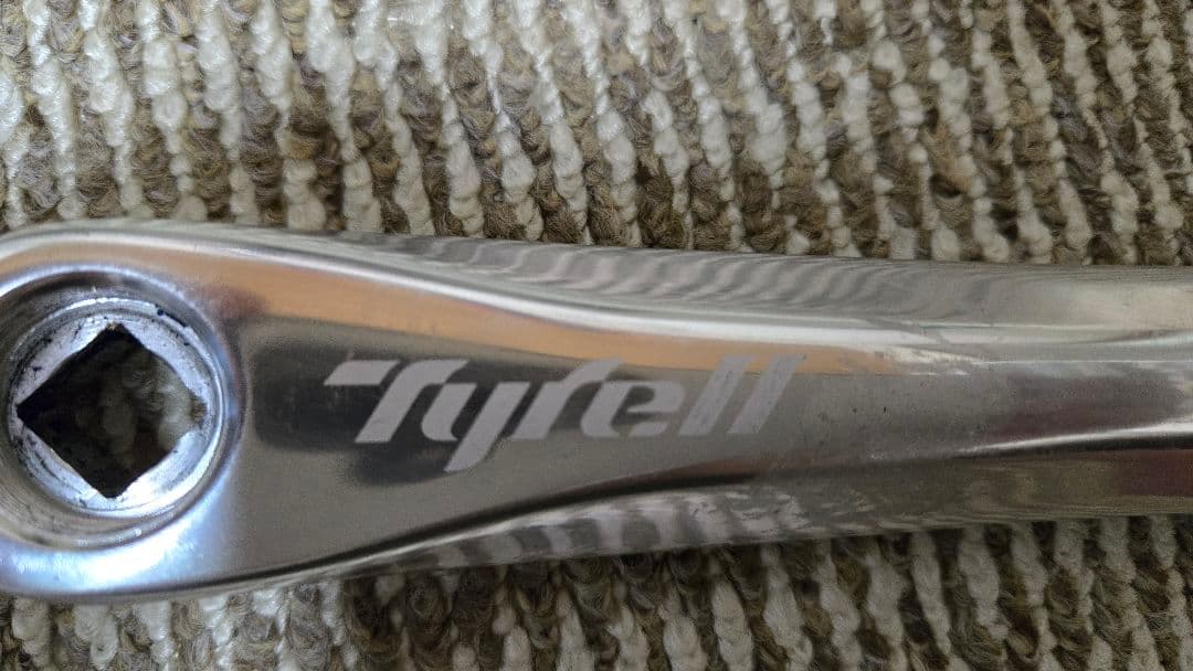 Tyrell クランクセット 53T 170mm シルバー/ブラック
