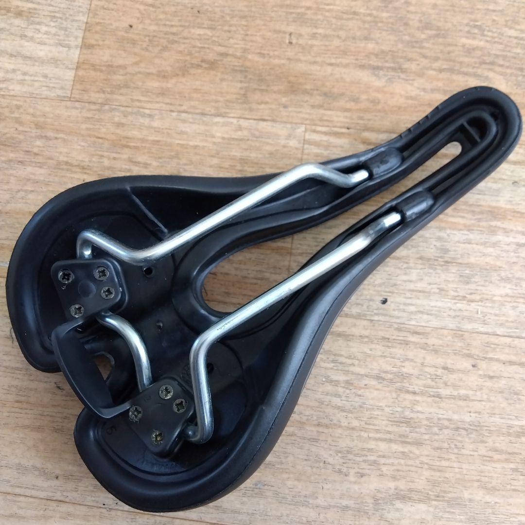 SELLE　SMP　サドル　TRKメンズ　ミディアム