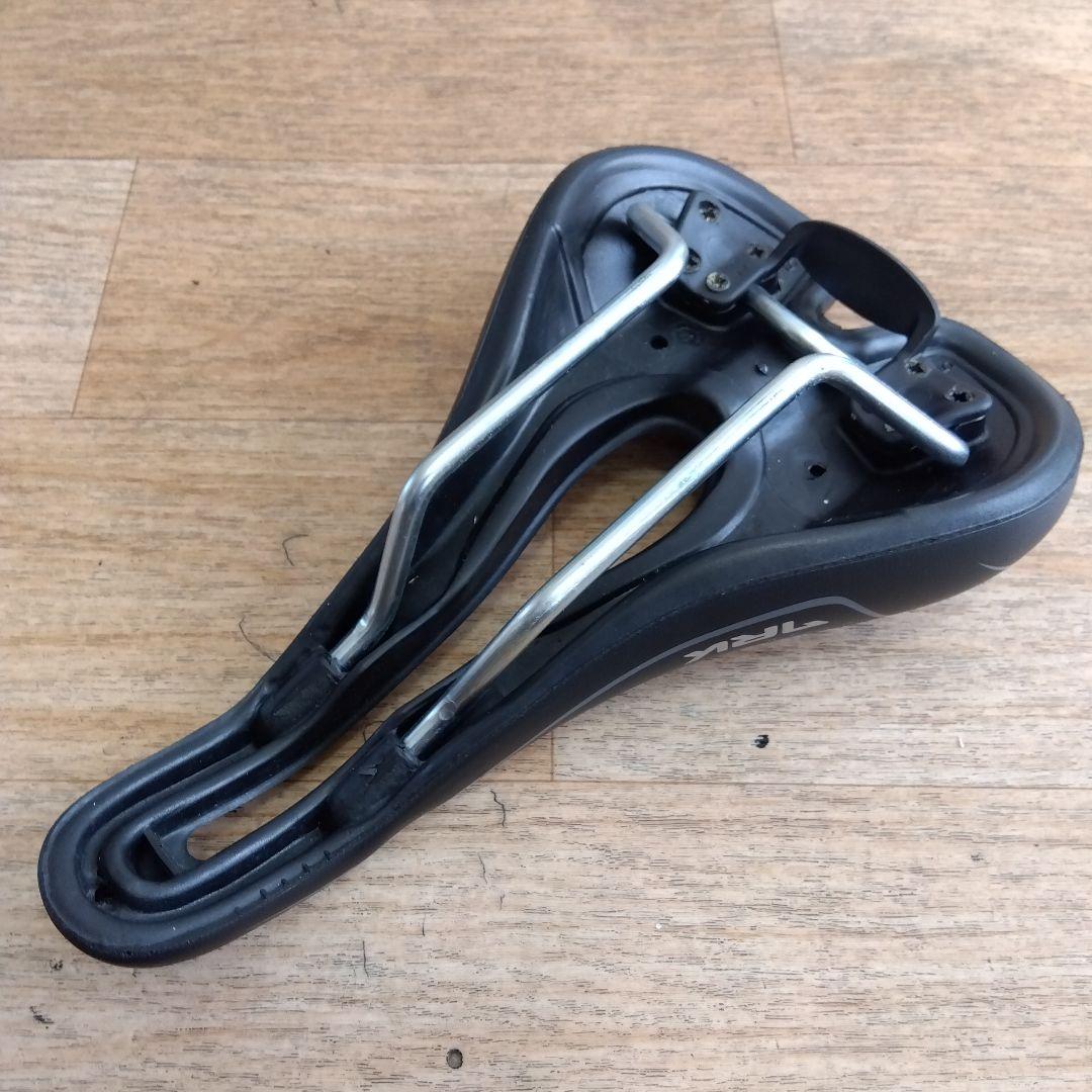 SELLE　SMP　サドル　TRKメンズ　ミディアム