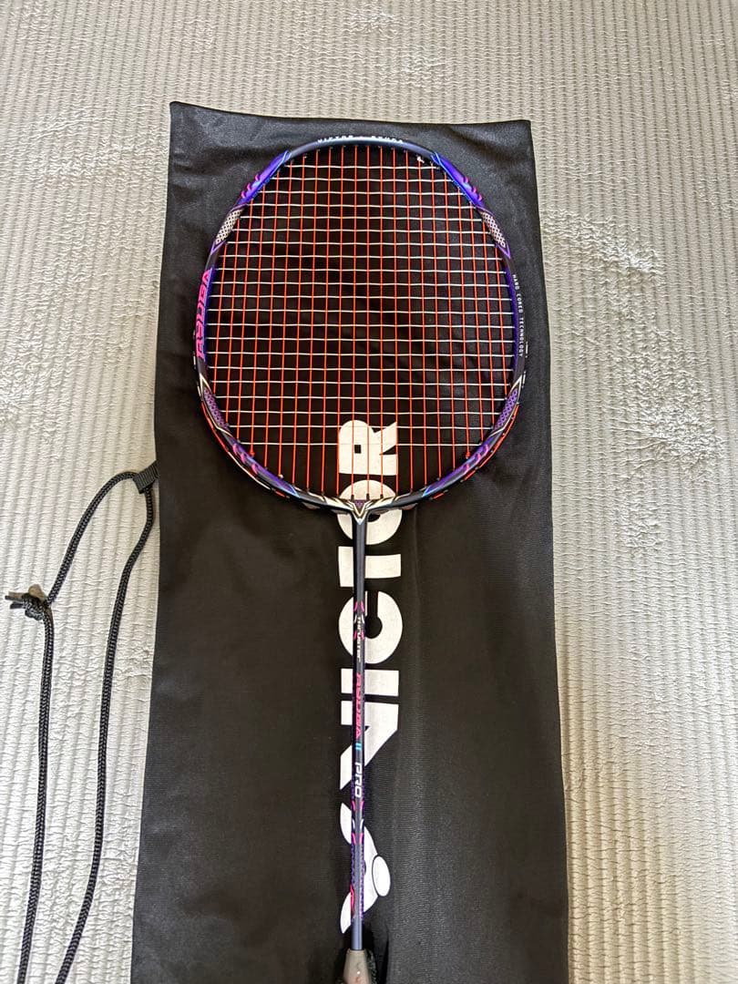 Victor スラスターリューガ2 PRO バドミントンラケット