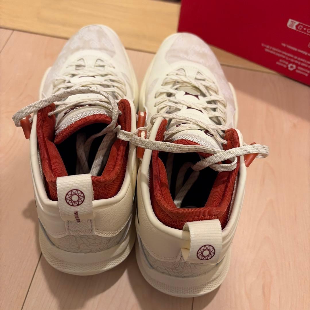 アシックス バスケットボールシューズ　nova surge low 2