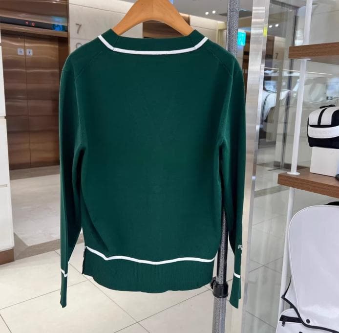 Malbon ゴルフウェア レディース ニットセーター 軽やか快適 即購入可☘️