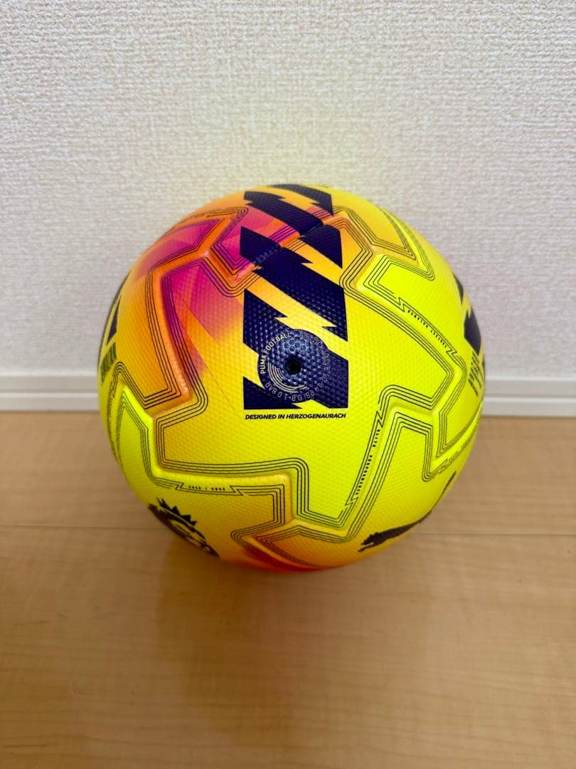 オービタULTIMATE PL LIGHTS FIFA Quality Pro