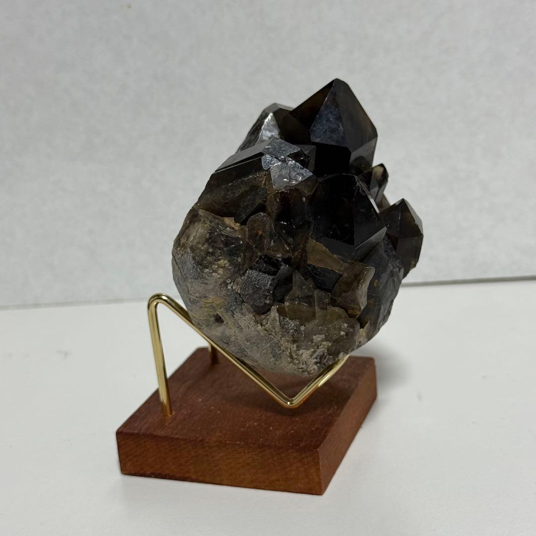 484g モリオン クラスター 漆黒コンゴ産 原石 天然石 魔除け