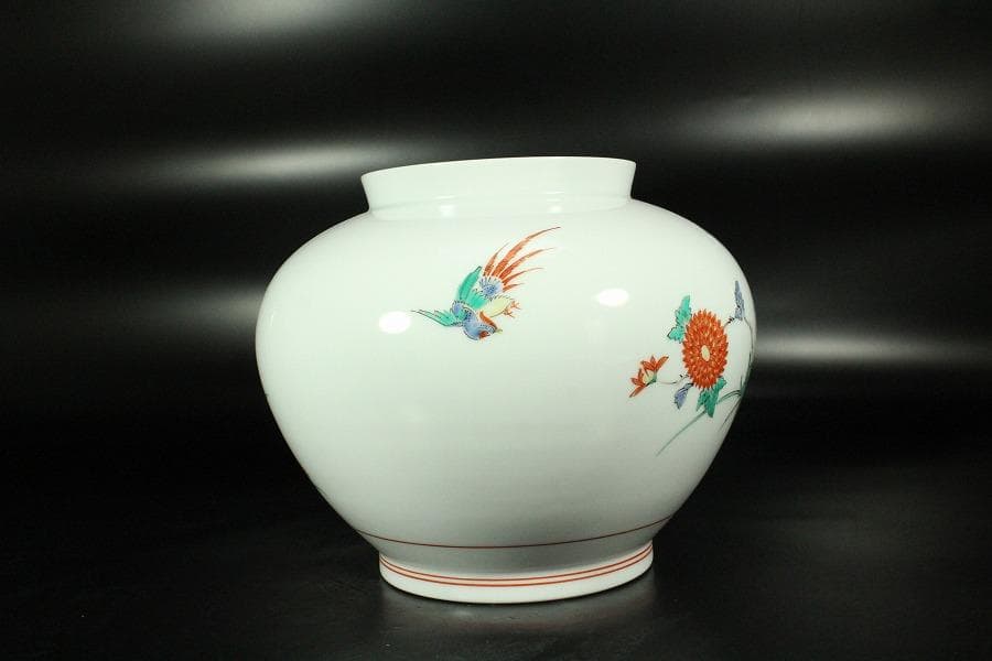 十四代 酒井田 柿右衛門 色絵壷 美品(K-YC665)