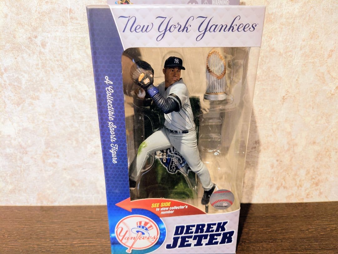 【3000個限定】Mcfarlane JETER 2000ワールドシリーズ