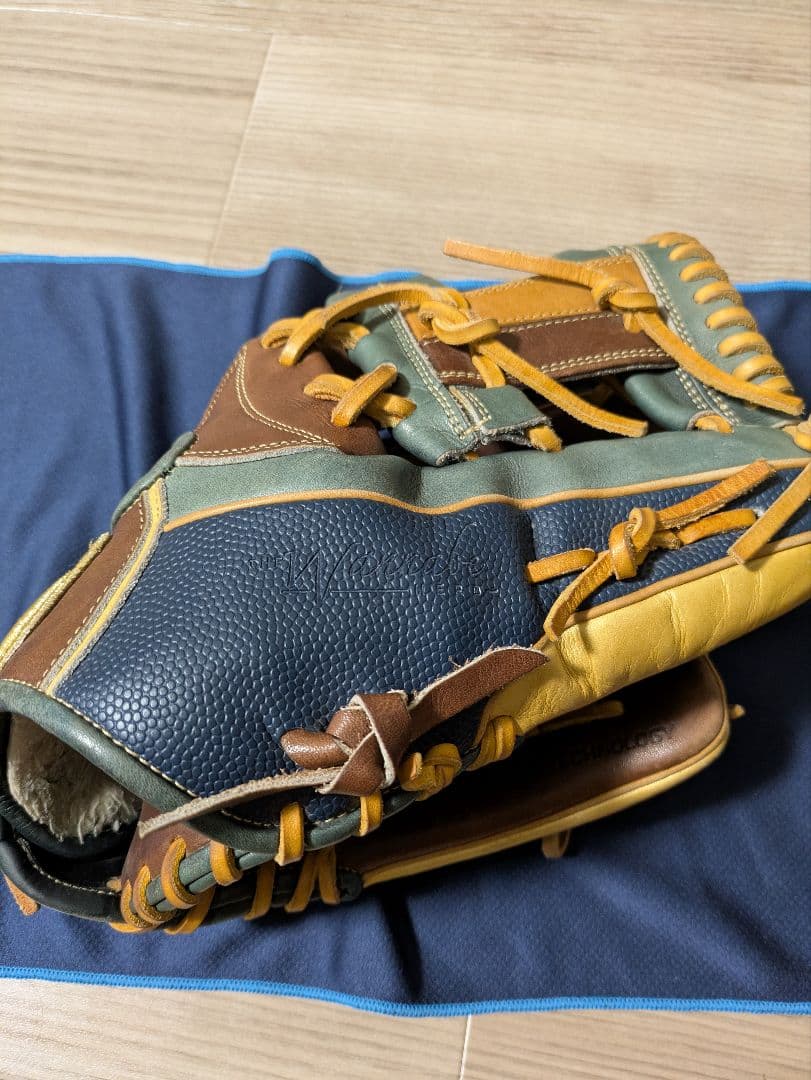Wilson 軟式グローブ ネイビー/ブラウン