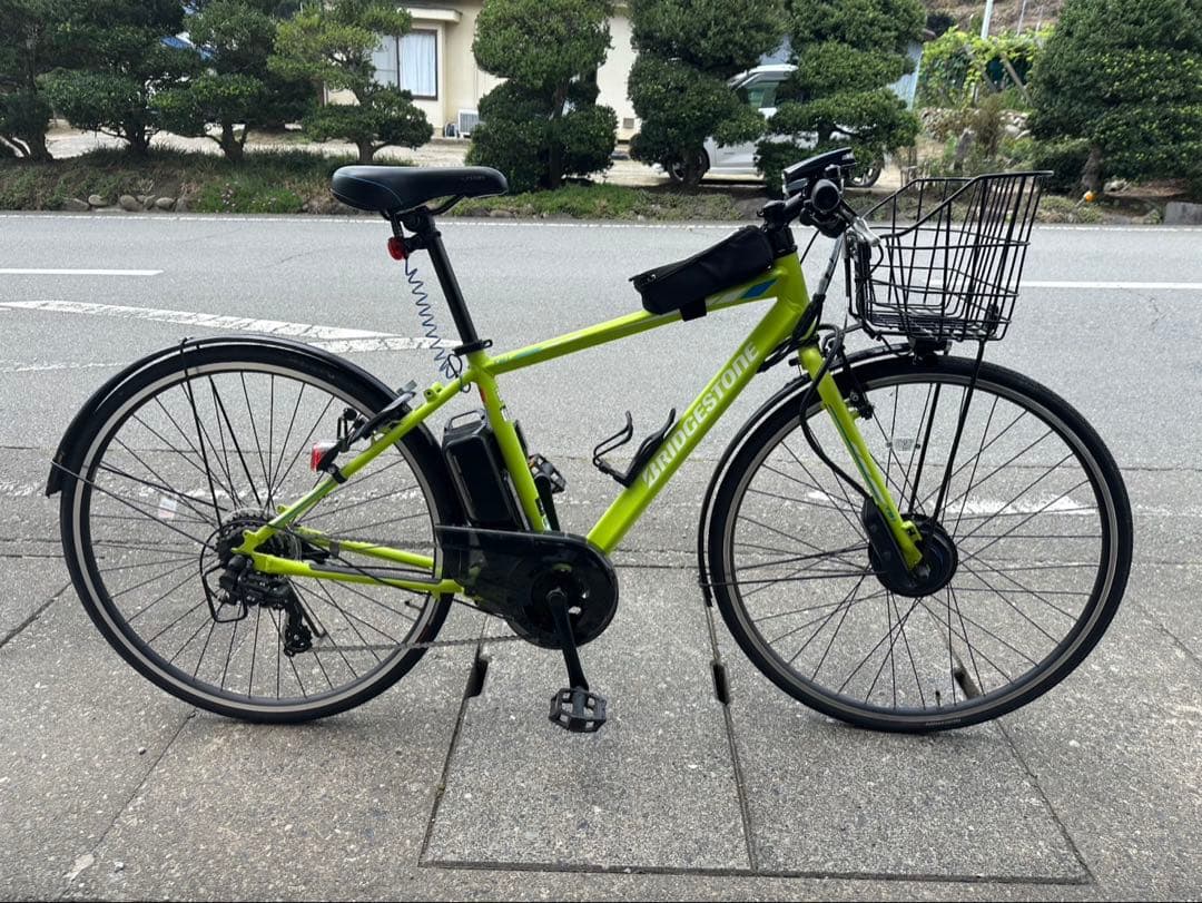ブリヂストン電動アシスト自転車 ライムグリーン