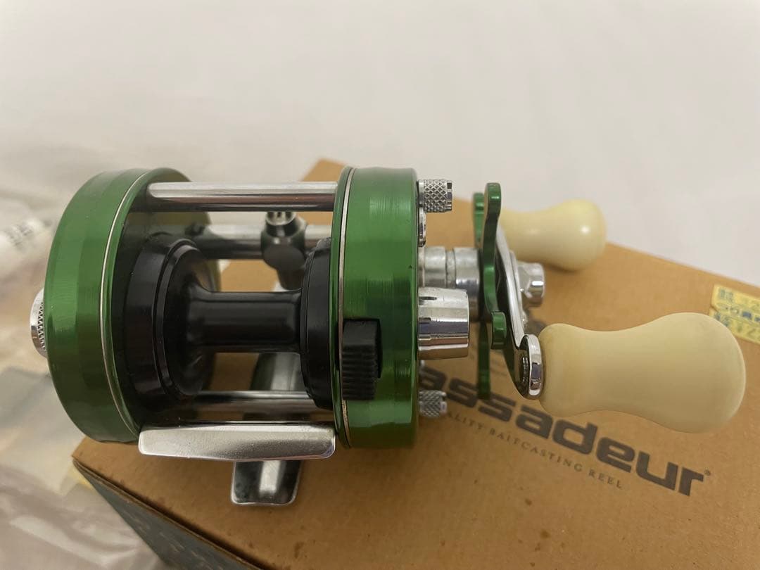 ABU アンバサダー　2500C グリーン