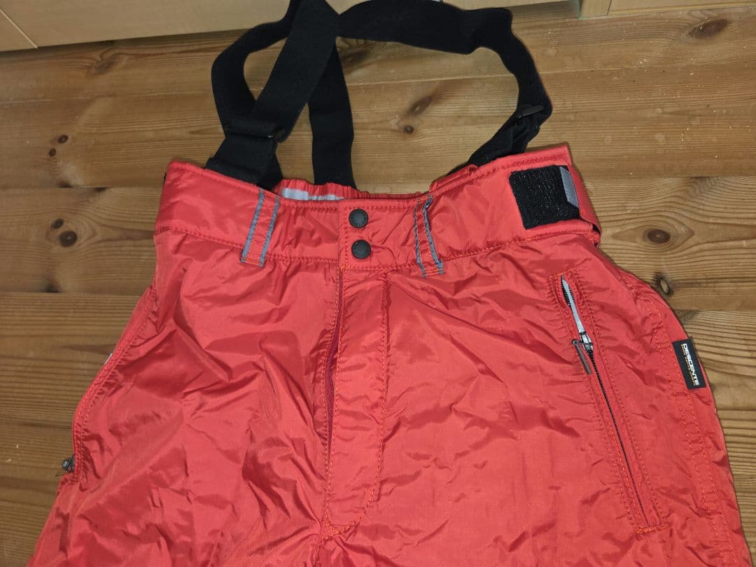 DESCENTE スノーボードジャケット 上アイボリー/クリーム 下レッド M