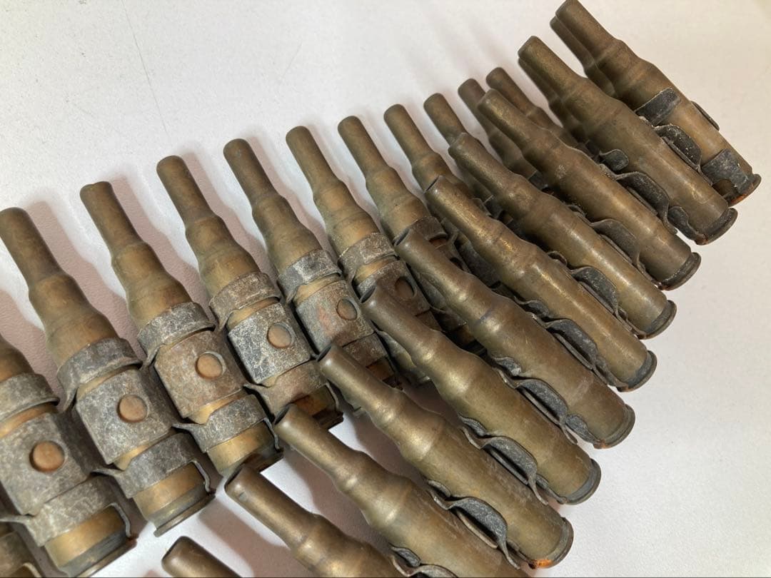 ヴィンテージ 銃弾 弾丸ベルト ミリタリー フルメタル