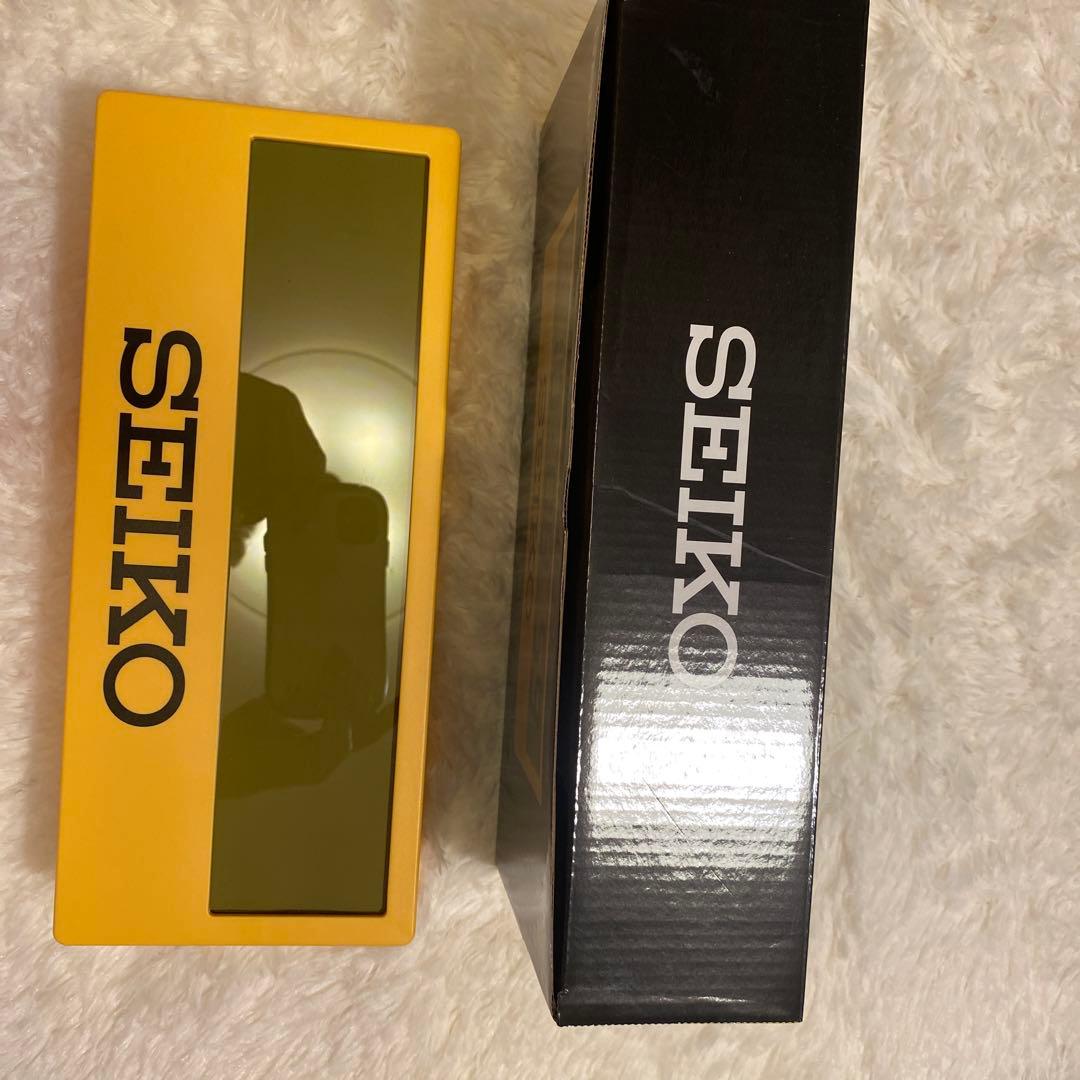 新品SEIKO デジタル掛け時計(置き時計) イエロー