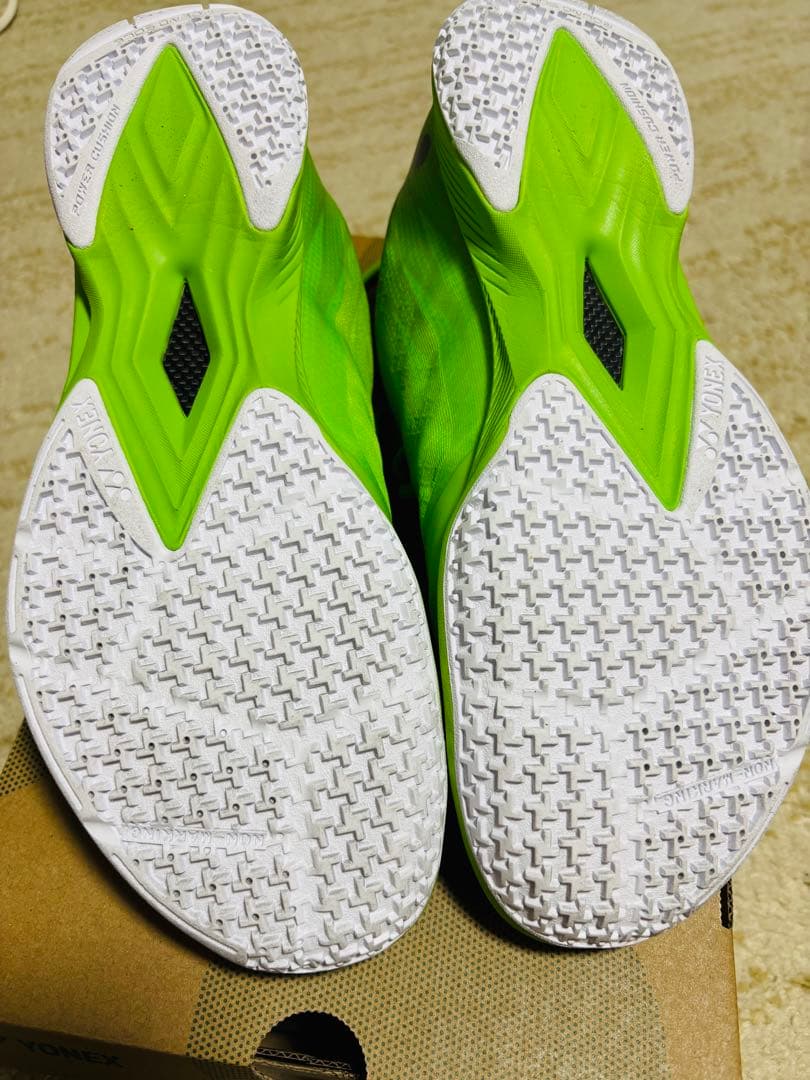 シューズ YONEX POWER CUSHION AERUS Z MEN 28.0cm