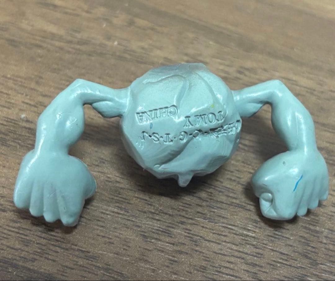 モンコレ イシツブテ ゴローン フィギュア