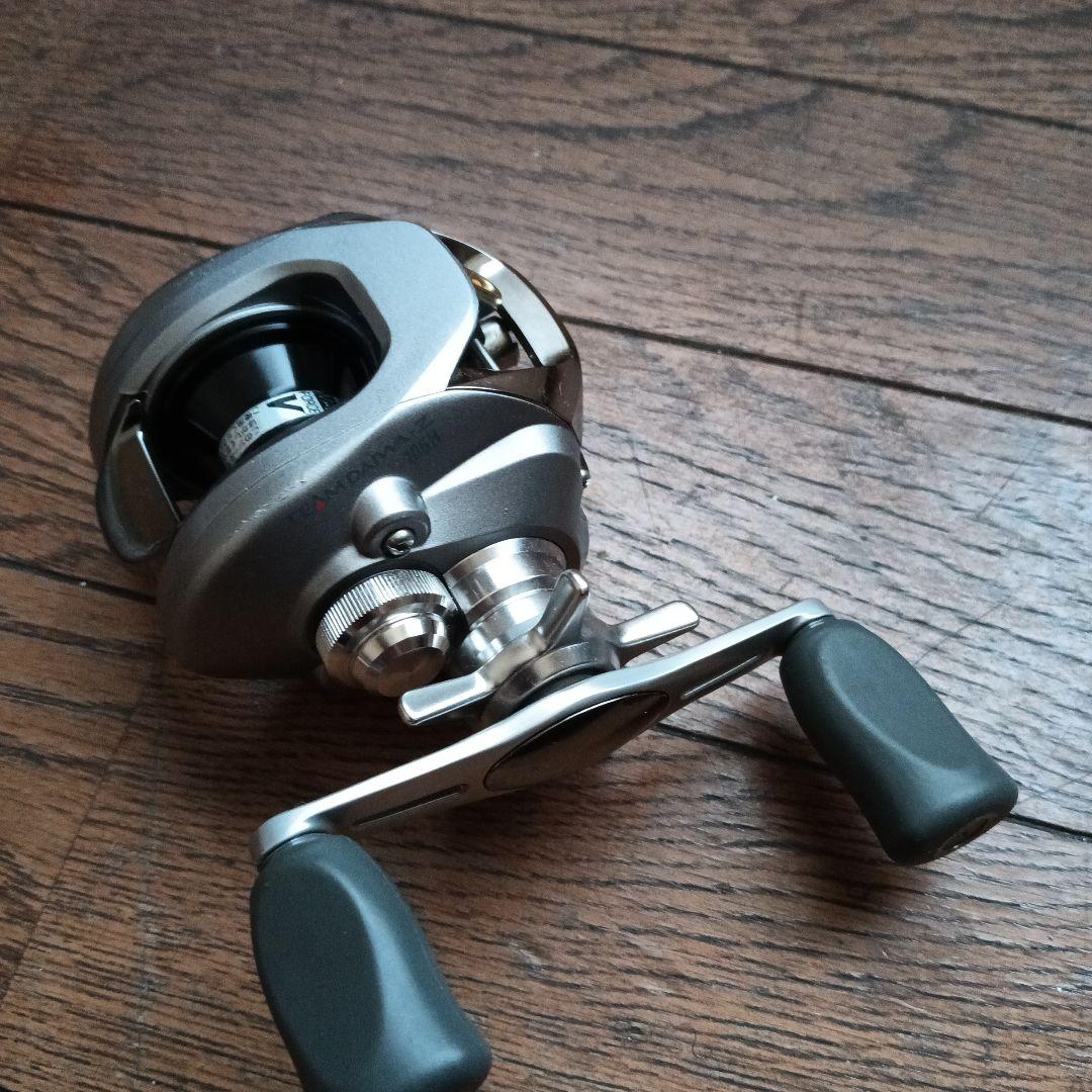 リール DAIWA 105H