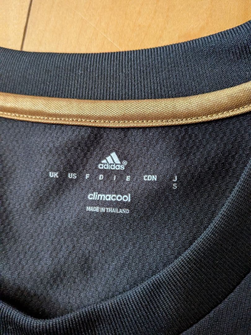 adidas 15/16Juventus ユニフォームブラック×ゴールドJeep