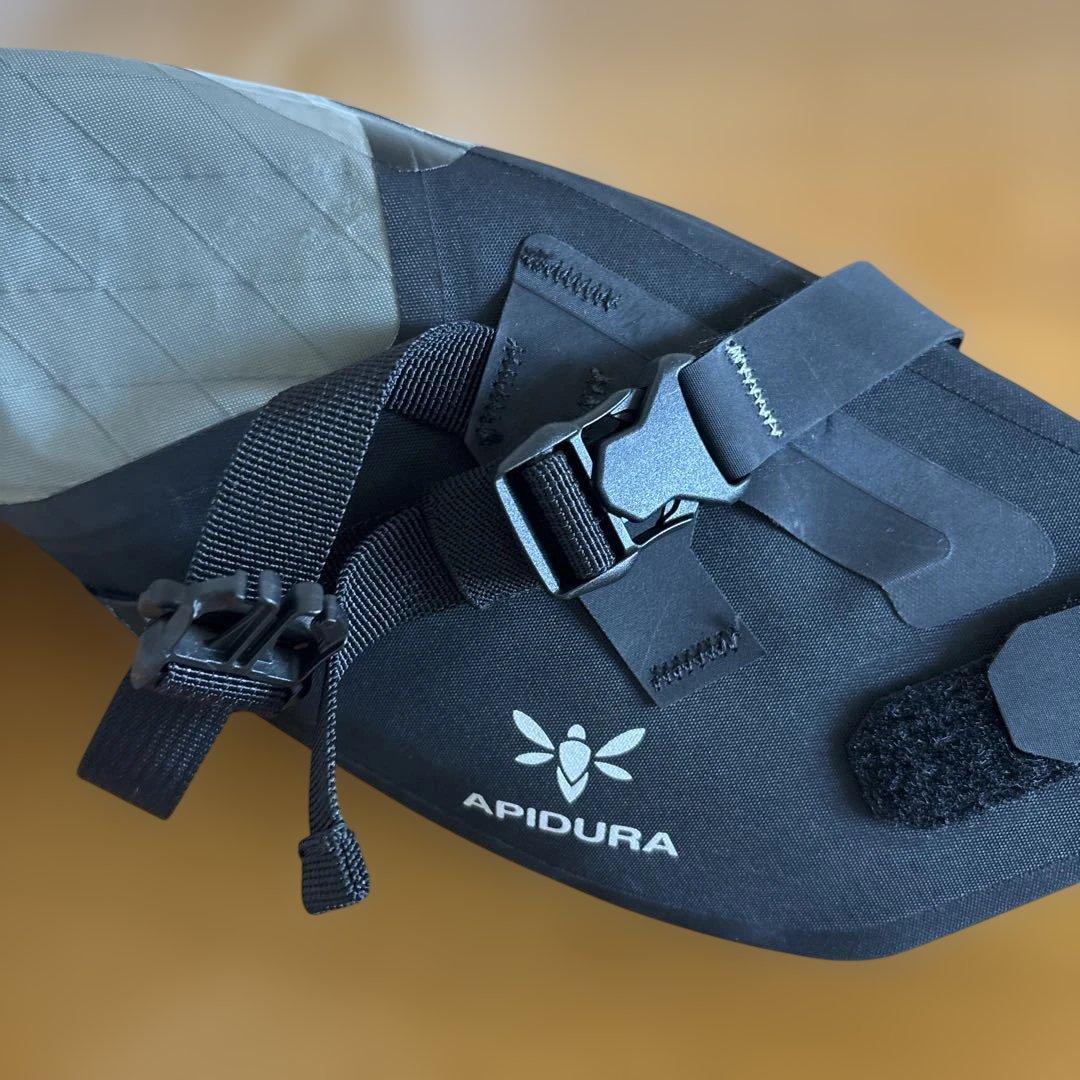 Apidura サドルバッグ6L