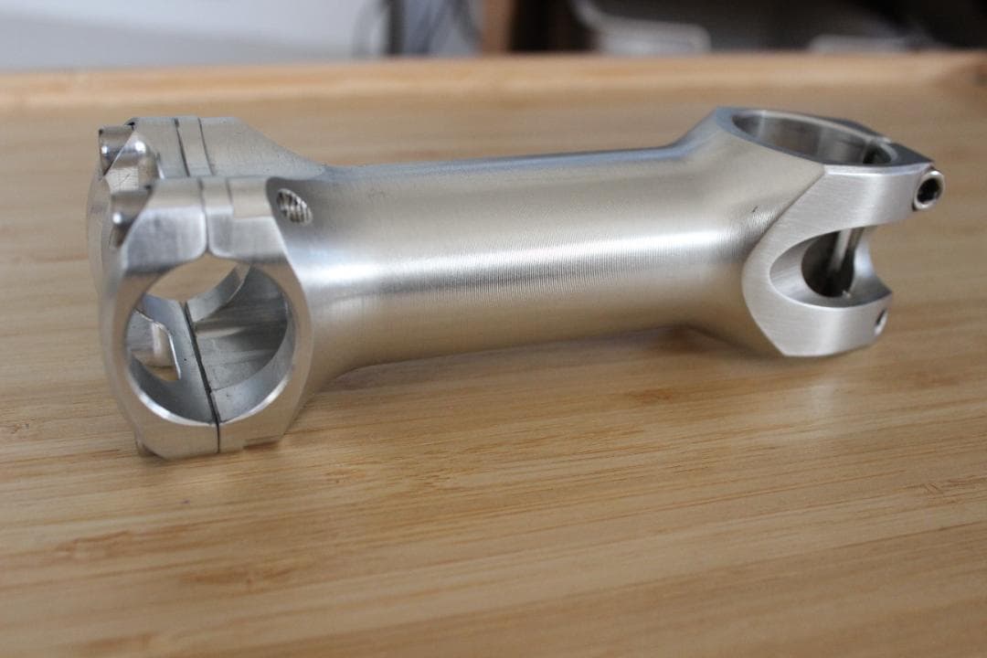 NITTO ステム 「UI-87」 長さ:110㎜ ハンドルクランプ:26.0