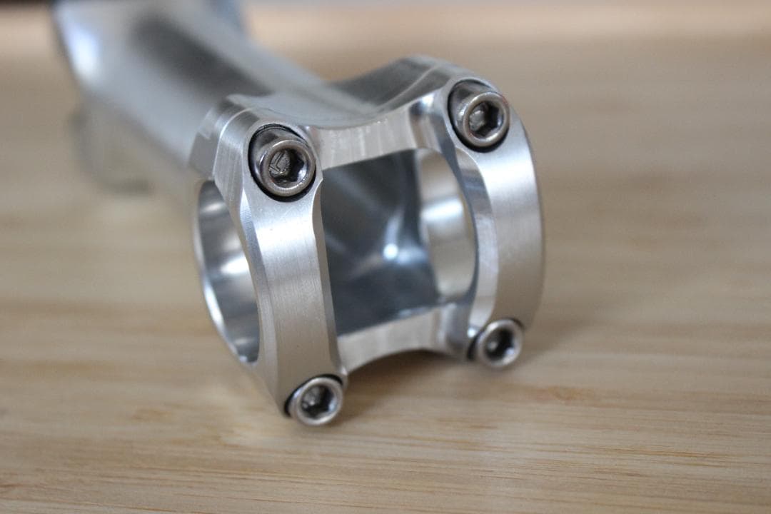 NITTO ステム 「UI-87」 長さ:110㎜ ハンドルクランプ:26.0