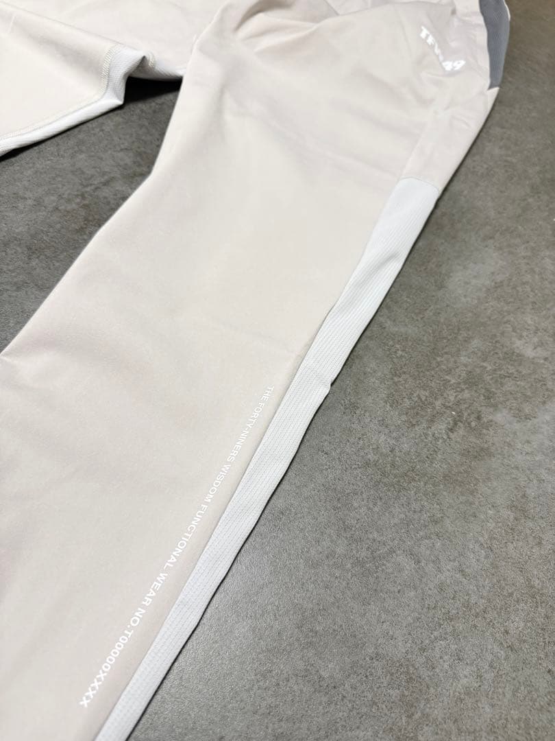 TTW49 ストレッチスリムフィットパンツ新品