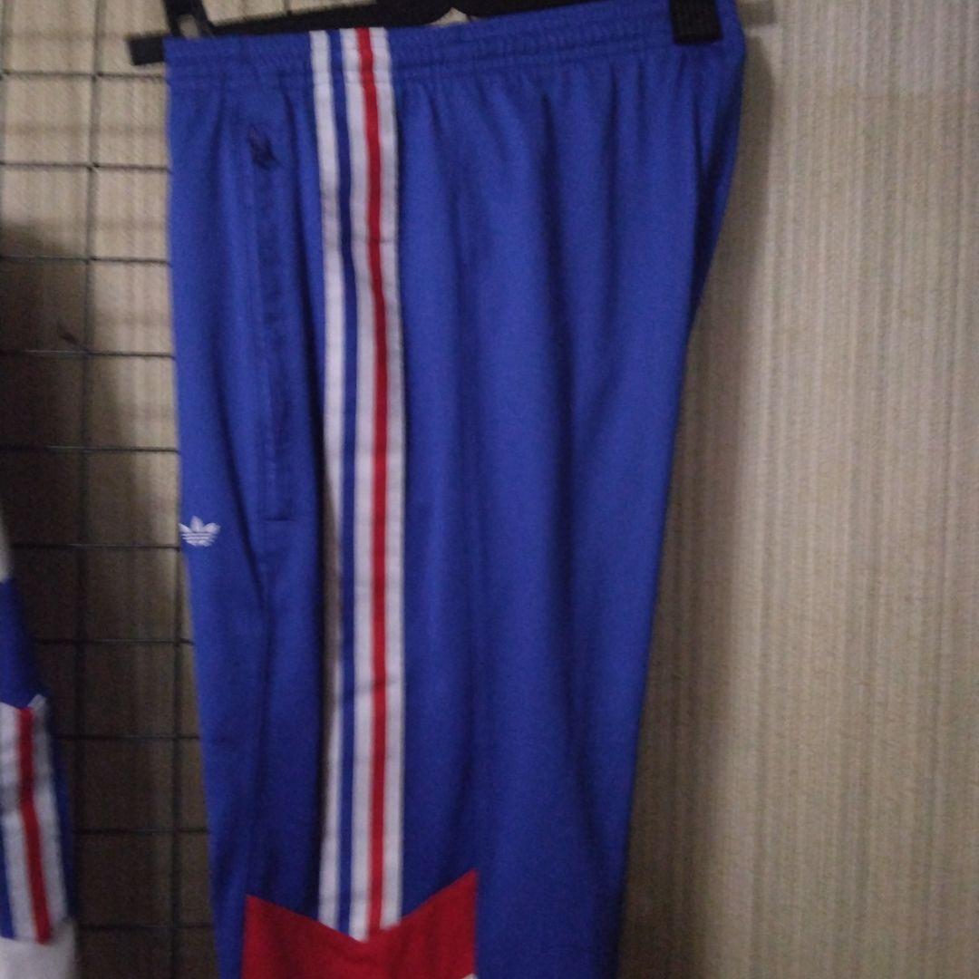 adidas フランス代表型ジャージー上下セット 青/赤/白：生産国タイ