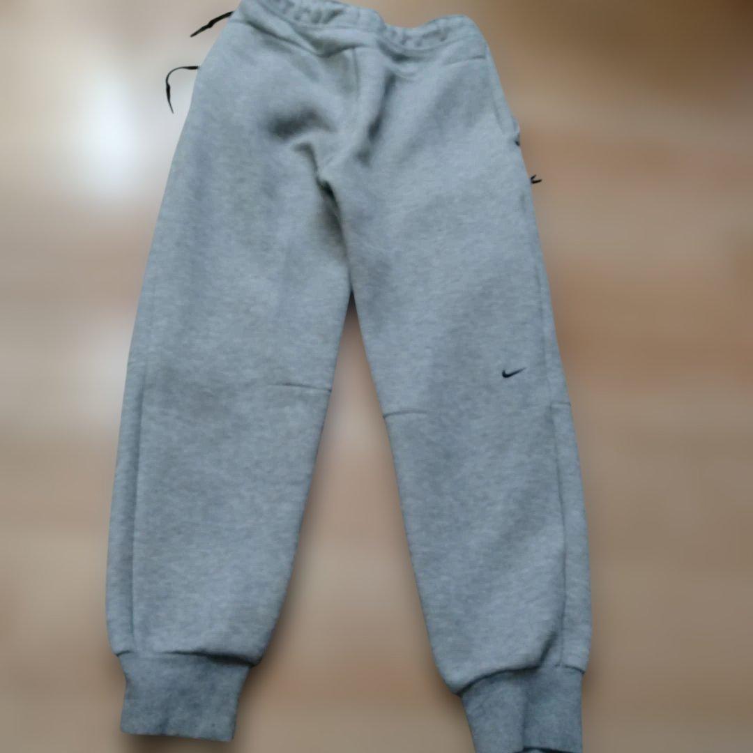 Nike　テックフリース　レディースXS