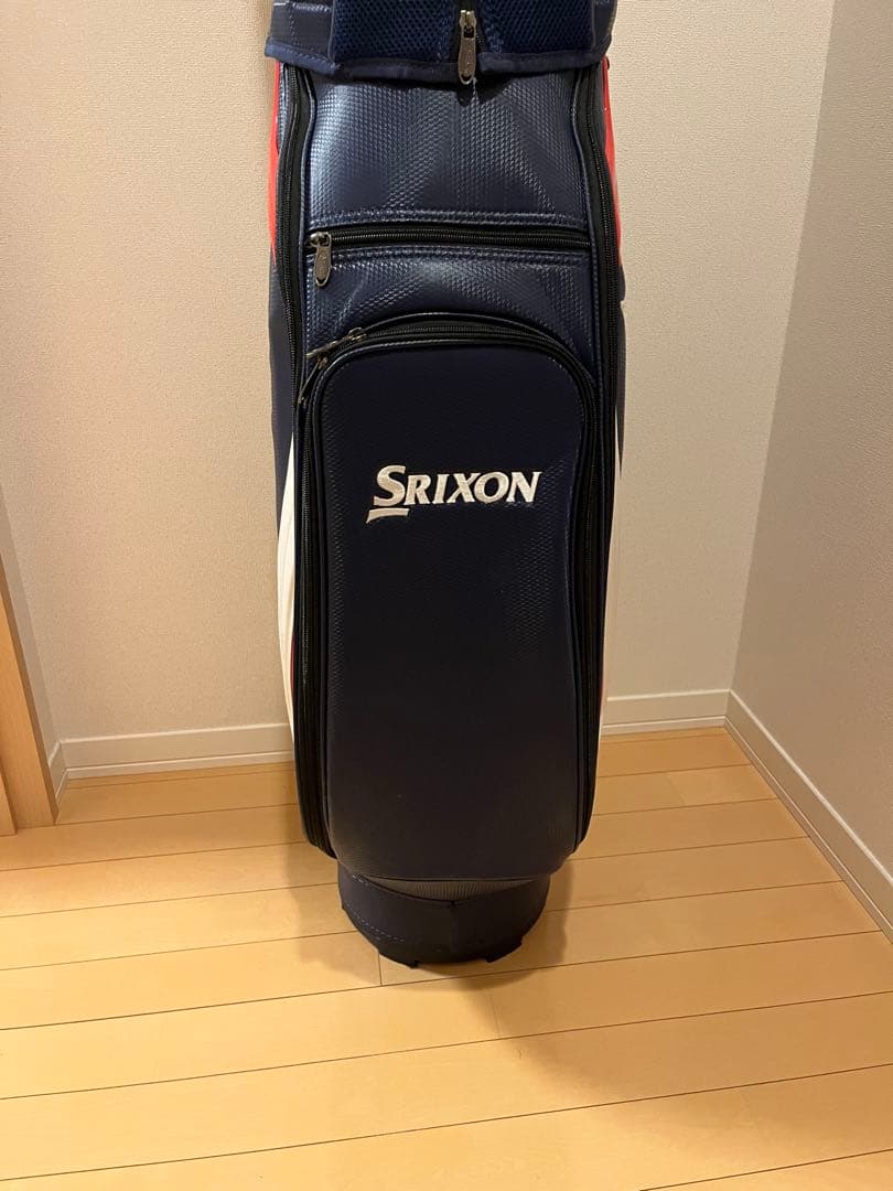 ダ*ー様 スリクソン　軽量キャディバッグ　トリコロールカラー　新品ネームタグ
