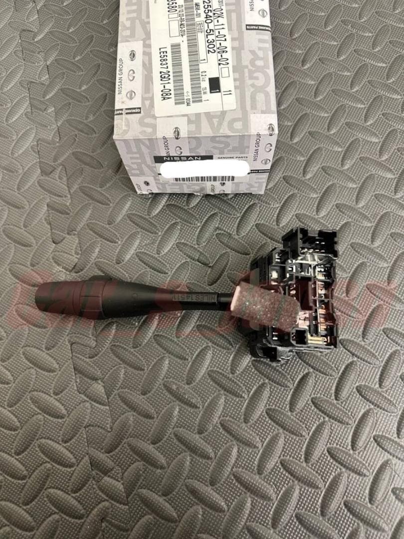新品未使用日産 S15 シルビア スイッチ レバー ウィンカー