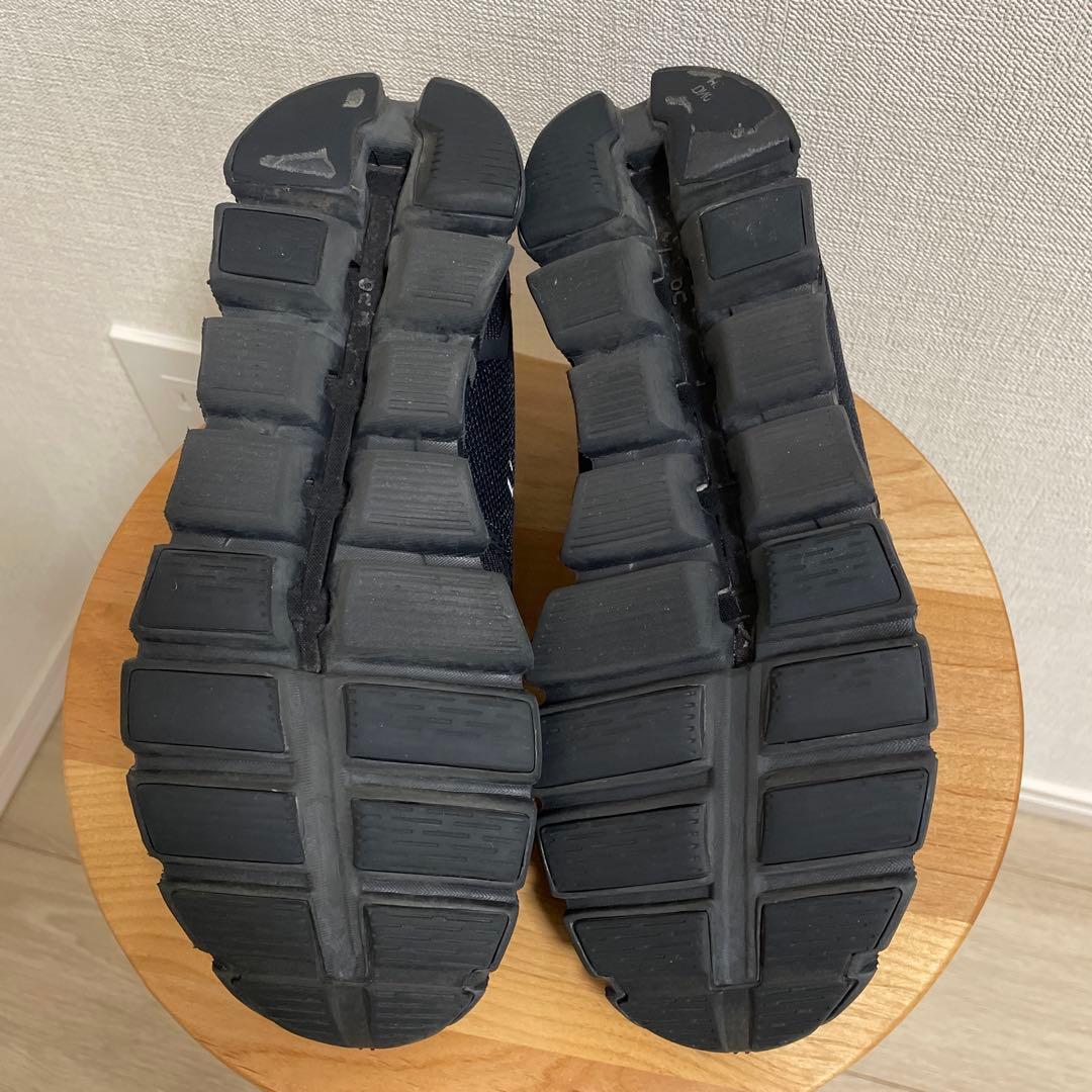 ★On ランニングシューズ　ブラック　25cm ★