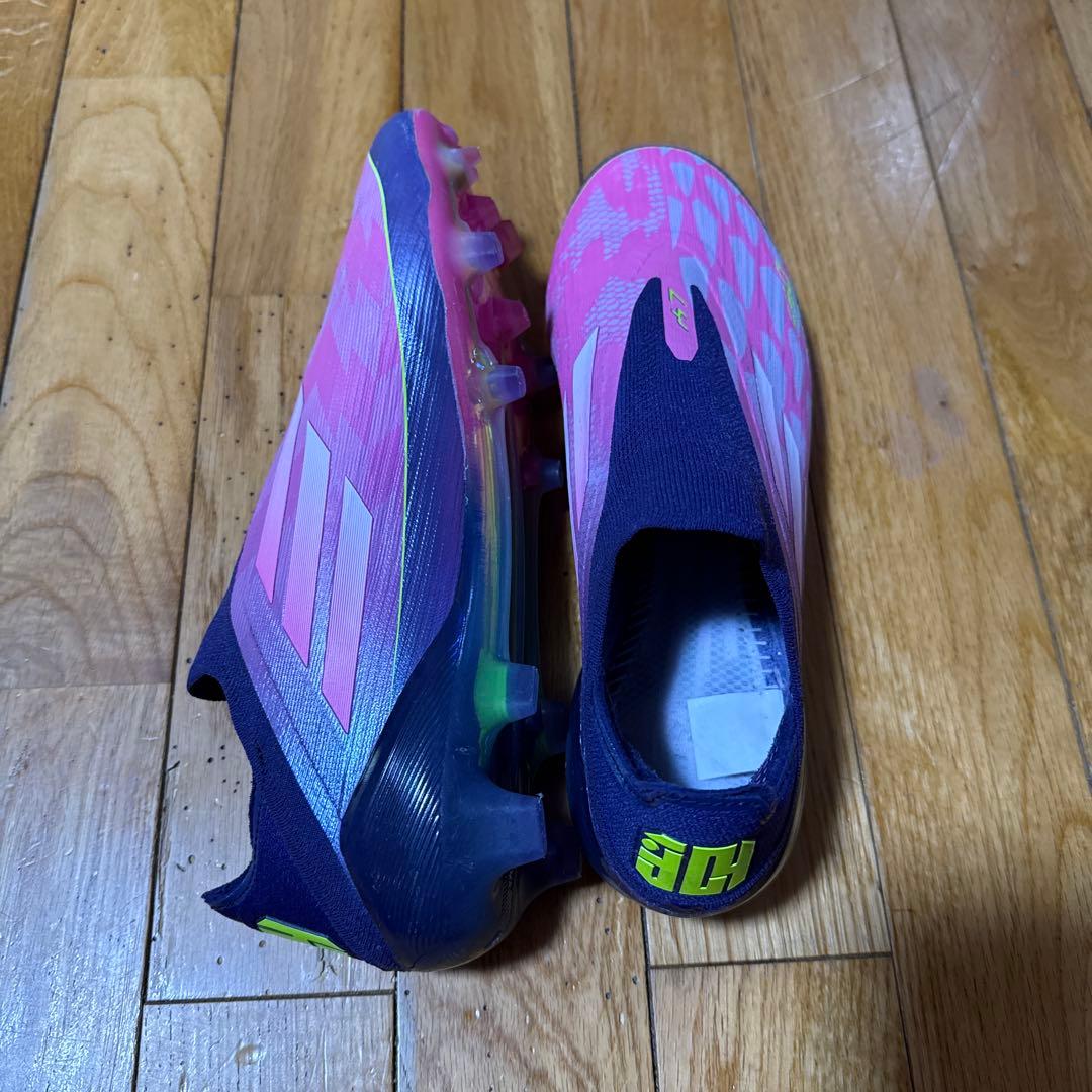 F50ヤマルモデルFG サッカーシューズ ピンク/ネイビー