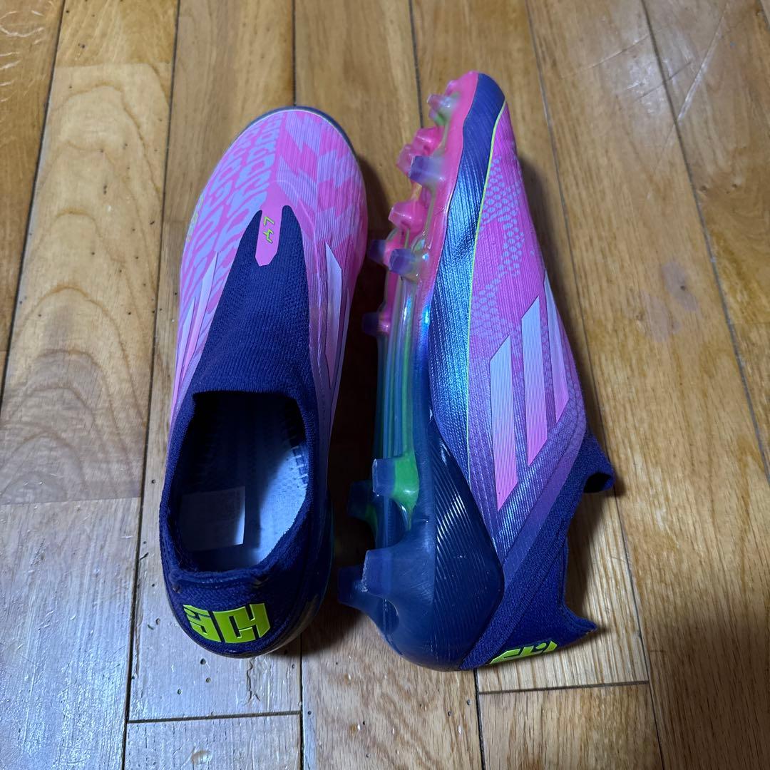 F50ヤマルモデルFG サッカーシューズ ピンク/ネイビー