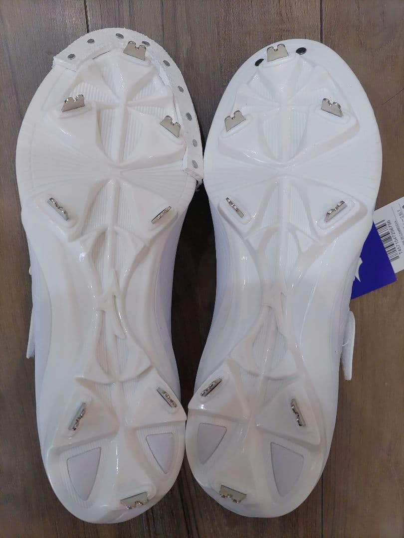 Mizuno ワイドスパイク 25.0cm ホワイト