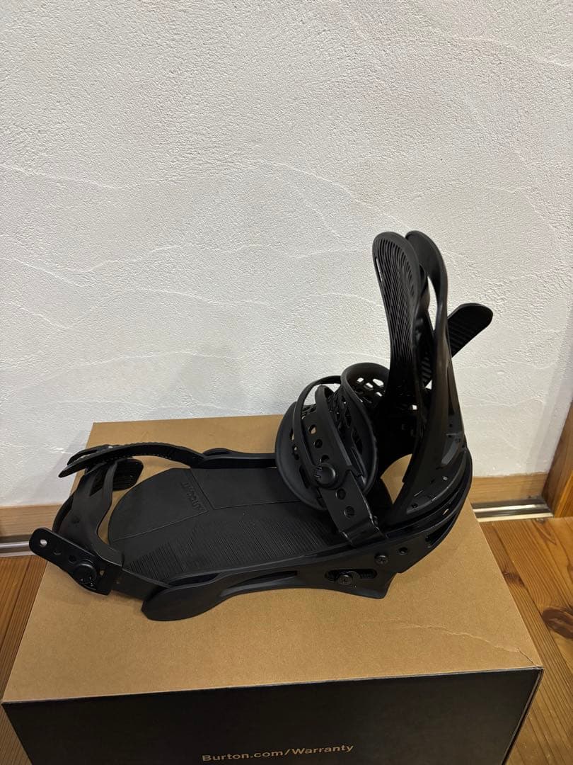 T*T様 Burton GENESISブラック