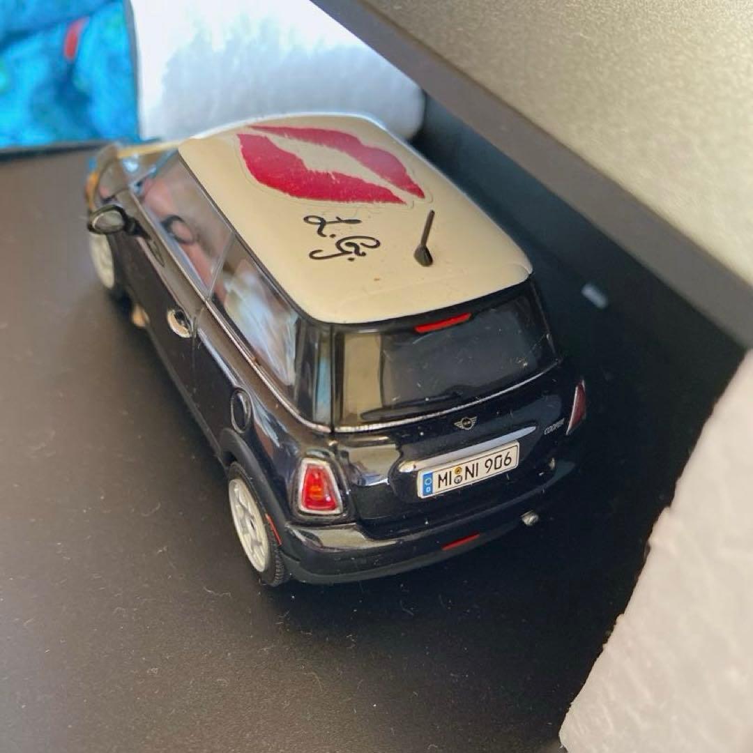 MINI COOPER ブラック ミニカー　ルルギネス