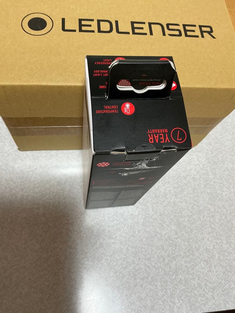 ライト・ランタン ledlenser P7Rcore