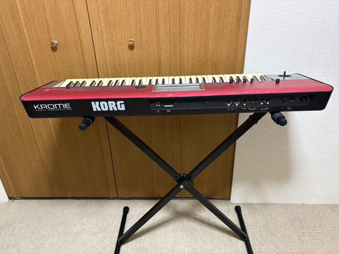Korg Krome 61 RED 50周年記念限定モデル シンセサイザー