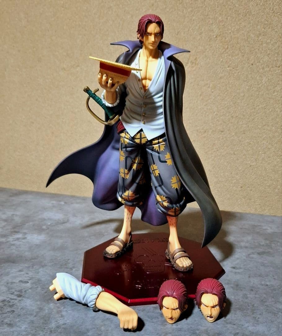ONE PIECE ワンピース シャンクス ベックマン レイリー フィギュア