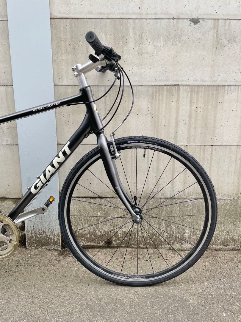 【訳あり美品】GIANT ESCAPE R3 24速　クロスバイク　CT500
