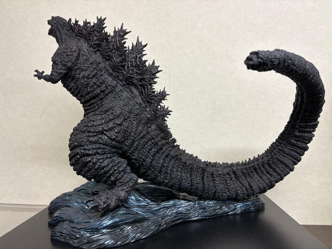 東宝30cmシリーズ　ゴジラ像　日比谷スクエア　箱無し現状品