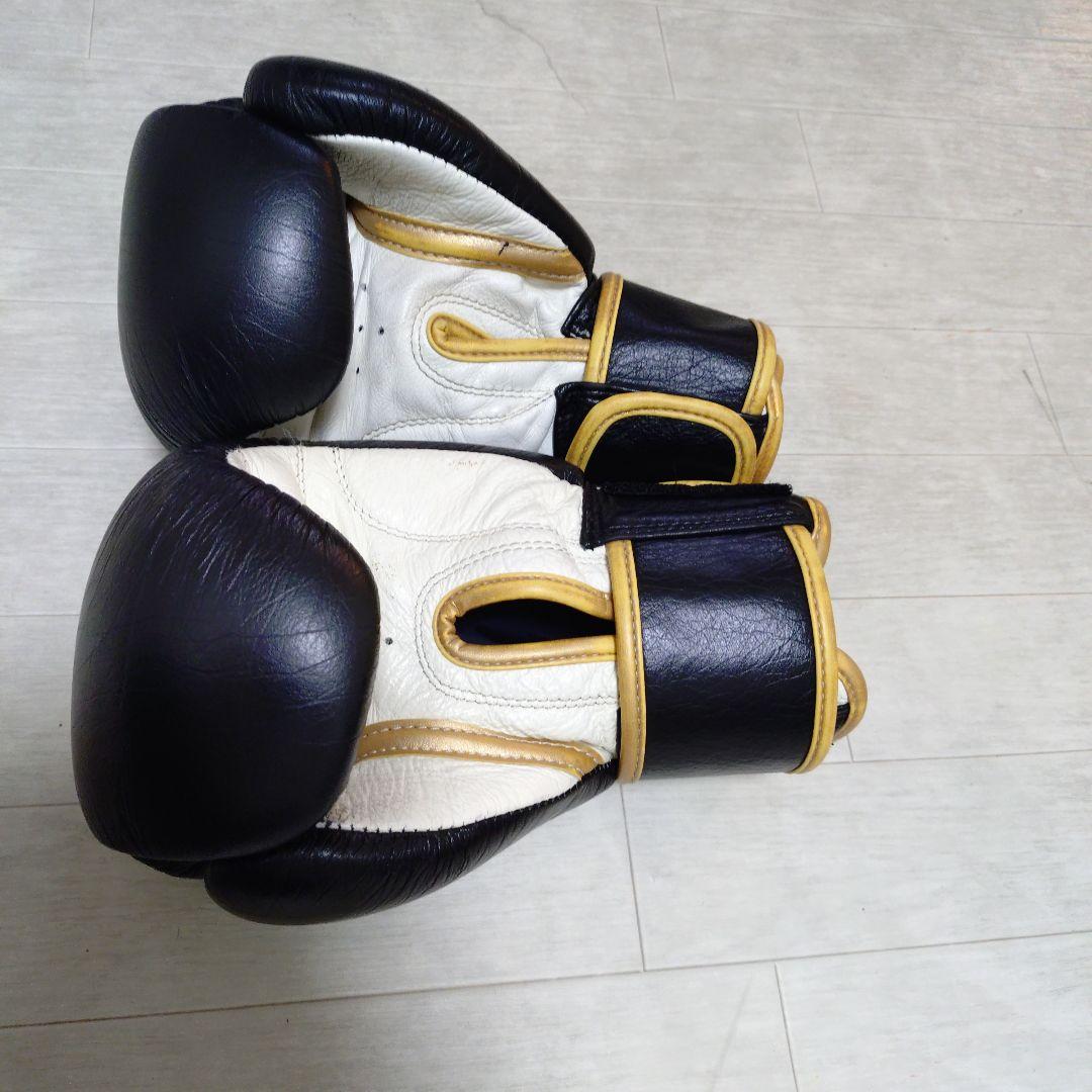 イサミ　ISAMI BOXER ボクシンググローブ 黒10オンス