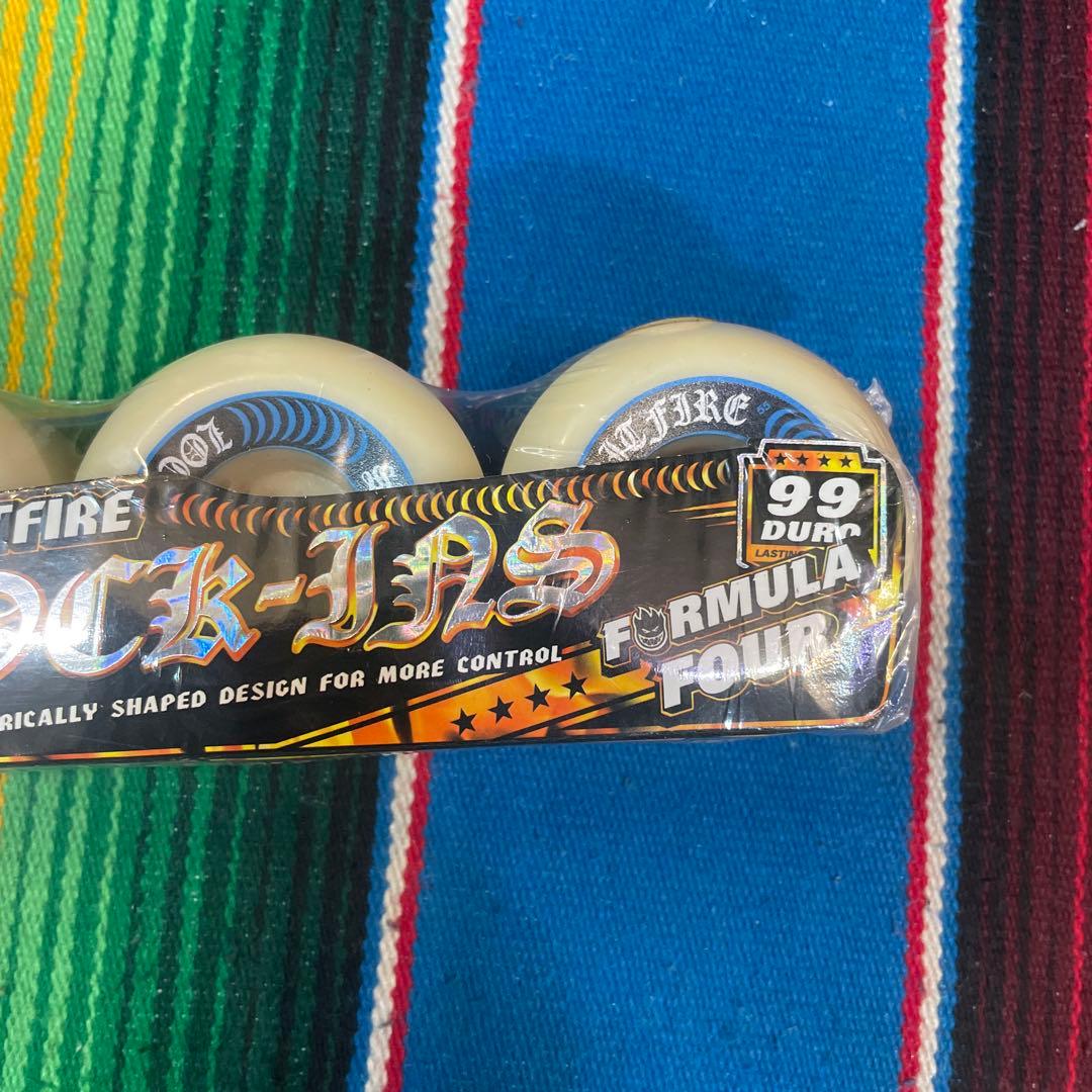 スピットファイア　SPITFIRE 99DURO 55mm LOCKINS