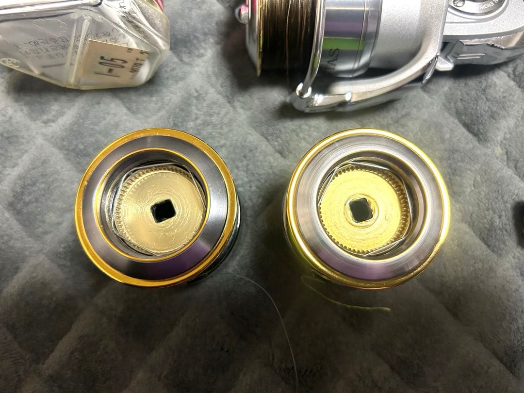 美品 機関良好 07 ルビアス 2500R 予備スプール2個付き
