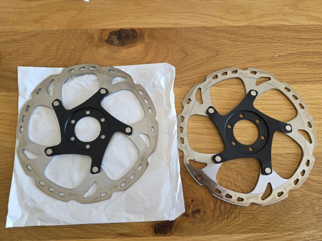SHIMANO RT86 180mm 2枚セット ボルト付