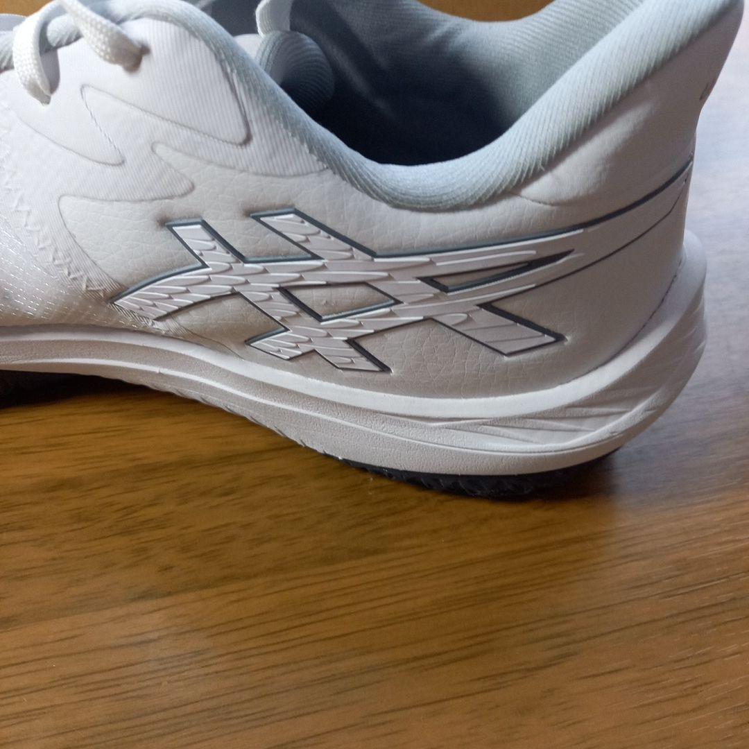 【未使用/タグ付き】ASICS UNPRE ARS LOW 2 バッシュ