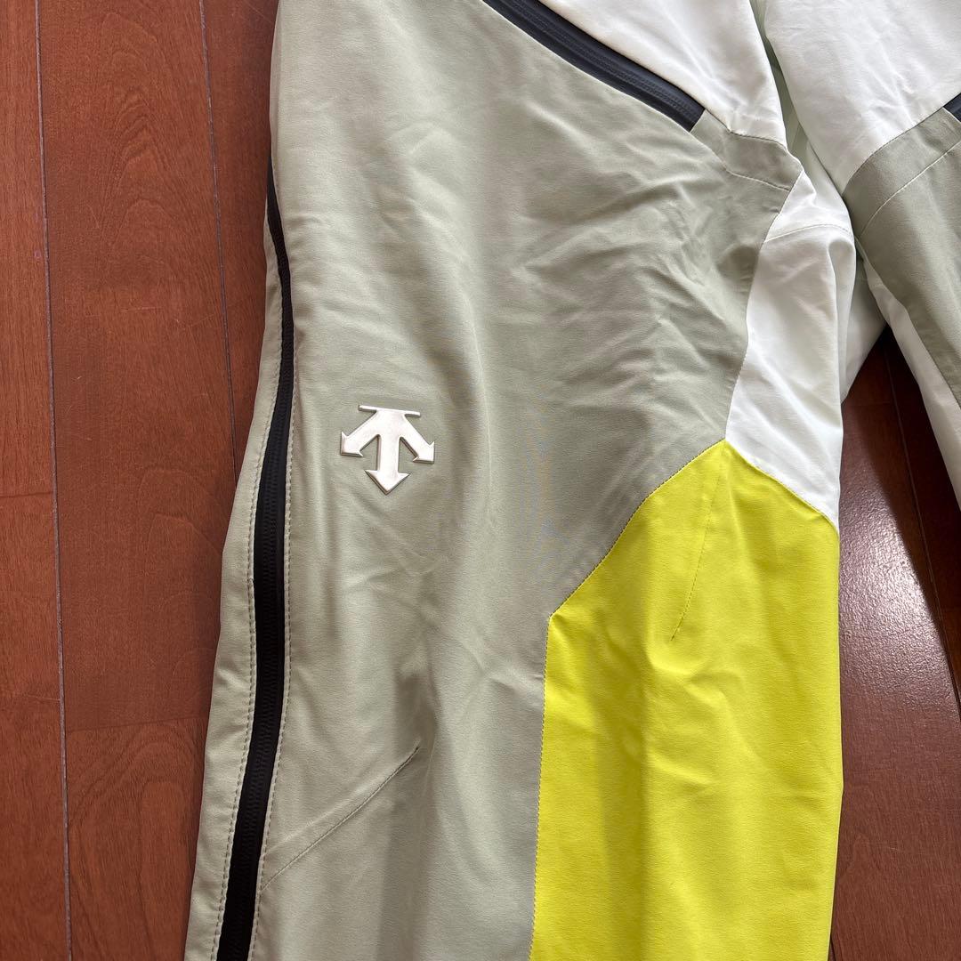 DESCENTE スキーパンツ　DWNWGD44