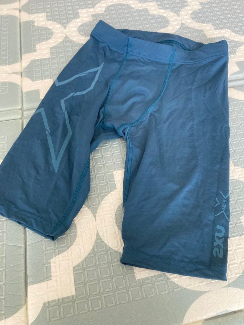 2XU ハーフタイツ Sサイズ
