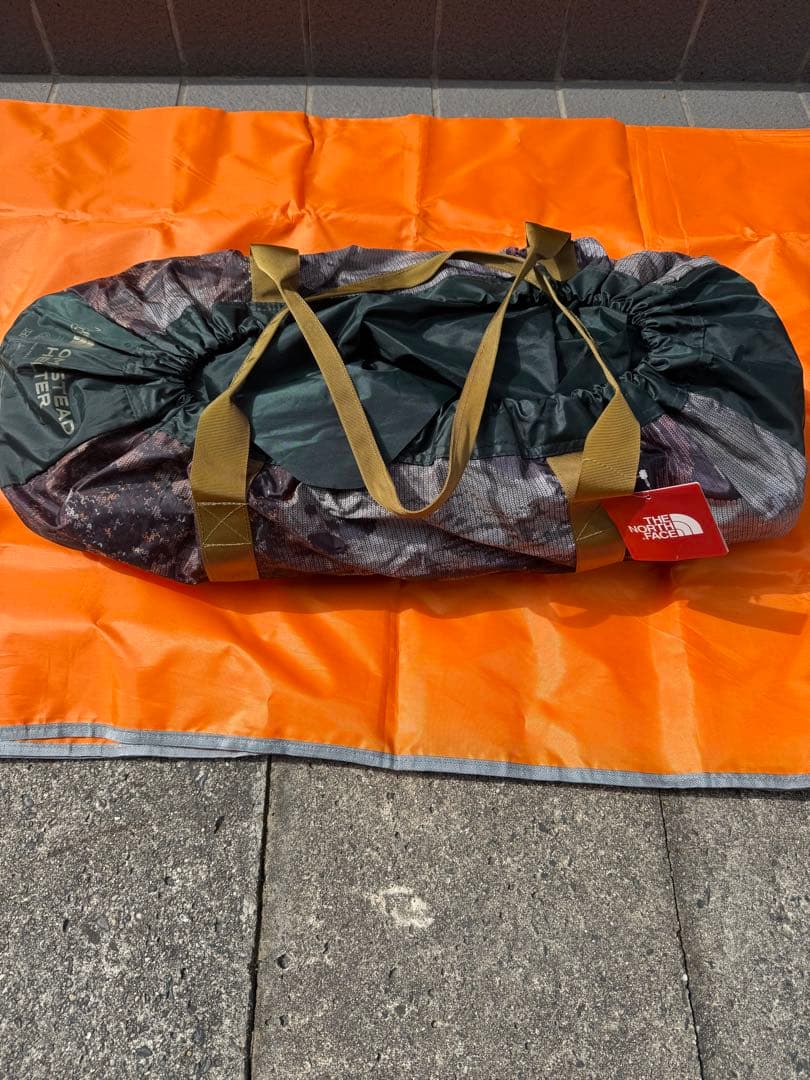ノースフェイス　ホームステッドシェルター　ヨセミテ　広い　使用1回だけ　中古
